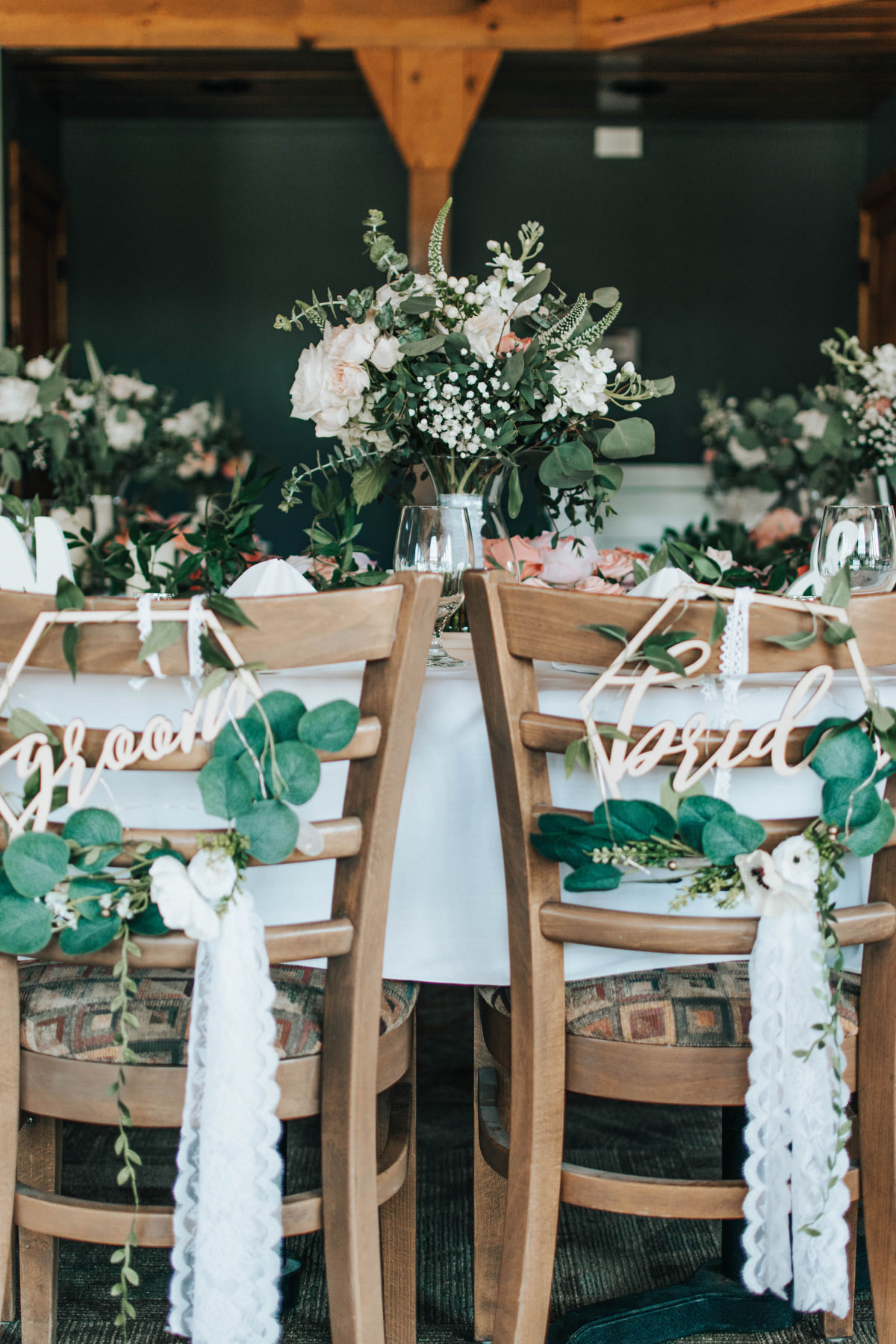 Creeks Bend Banquet Hall gallery photo 2 — Golf-Course Country Barn in New Prague, Minnesota